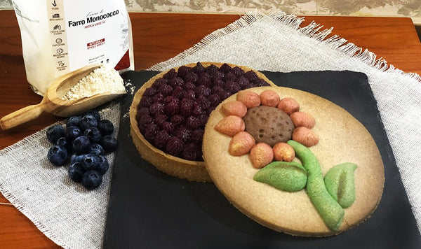 CROSTATA di FARRO CON CREMA VEG AI MIRTILLI E VIOLETTA