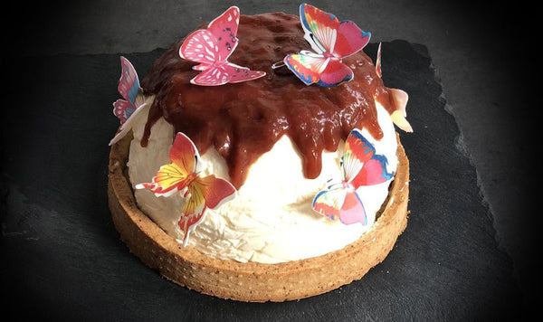 Crostata, fragola con bavarese al Müller-Thurgau