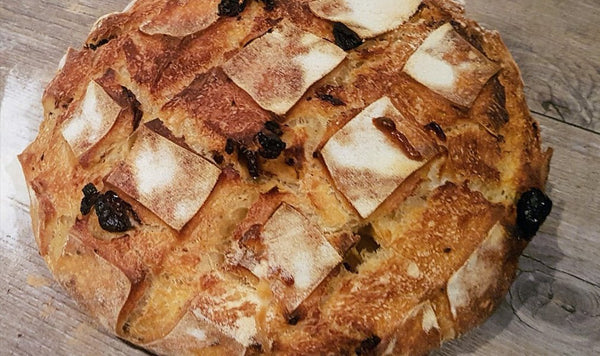 Pane con Pomodorini secchi di Pachino sott'olio