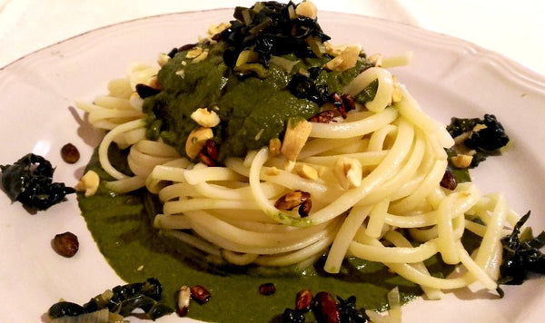 Pesto di cavolo nero e nocciole, sorprendente