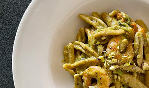 Raschiatelli integrali Senatore Cappelli zucchine, pistacchi e gamberi
