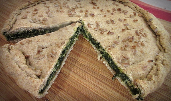 Torta salata di segale e cavolo nero