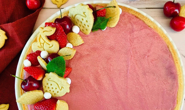 CROSTATA ALLE MANDORLE CON CREMA DI CILIEGIE E FRAGOLE